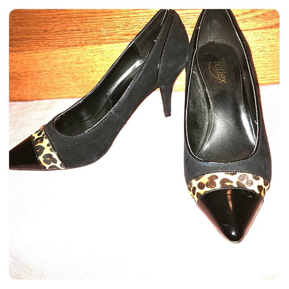 Classic pumps - never worn